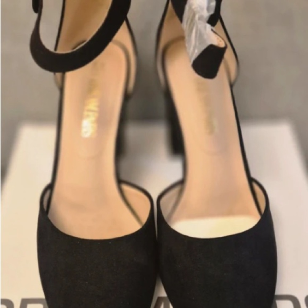 Dream Pairs Black Ankle Strap Heels